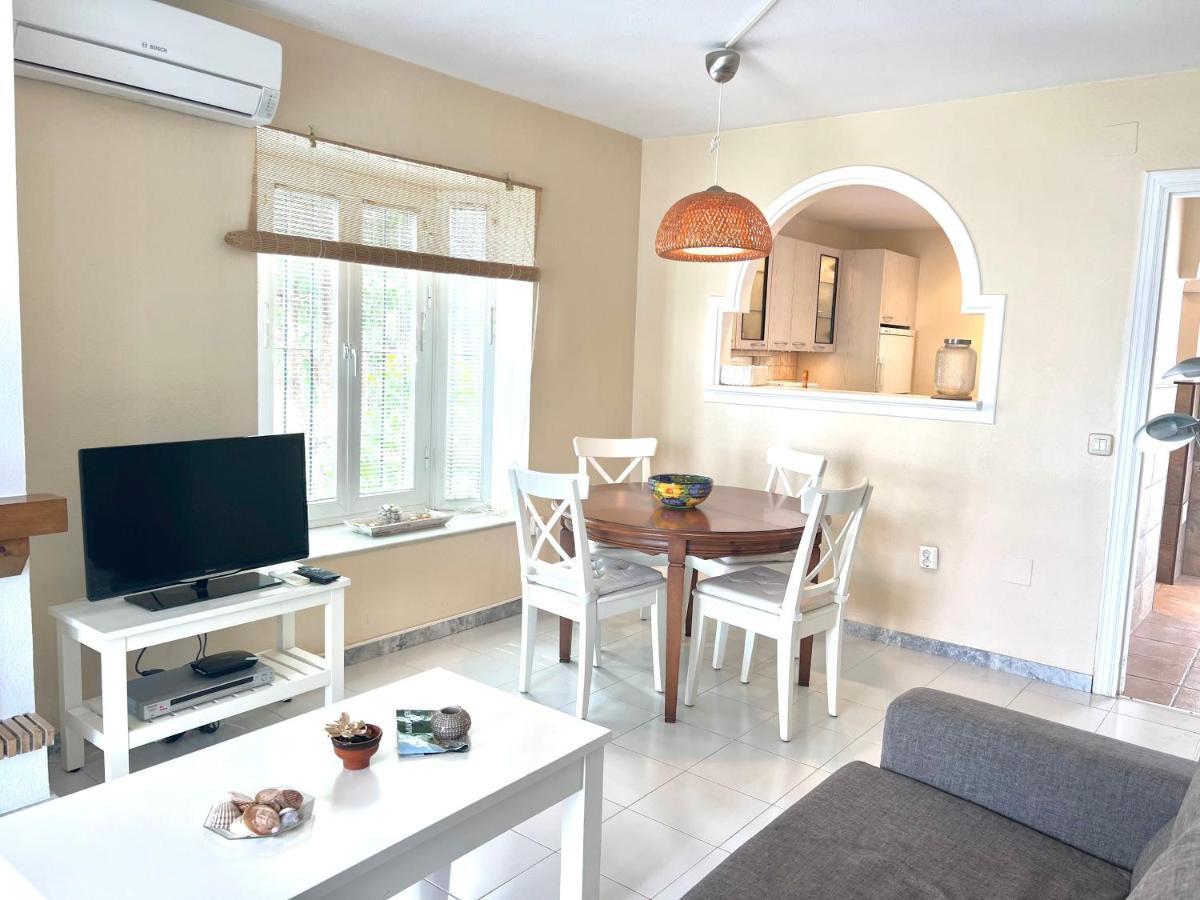 Fabulous Vacation In A 2 Bedroom Townhouse With 2 Terraces Overlooking The Sea, Suitable For 6 People 3 Swimming Pools Tennis And 200 Mts From The Sea El Faro Εξωτερικό φωτογραφία